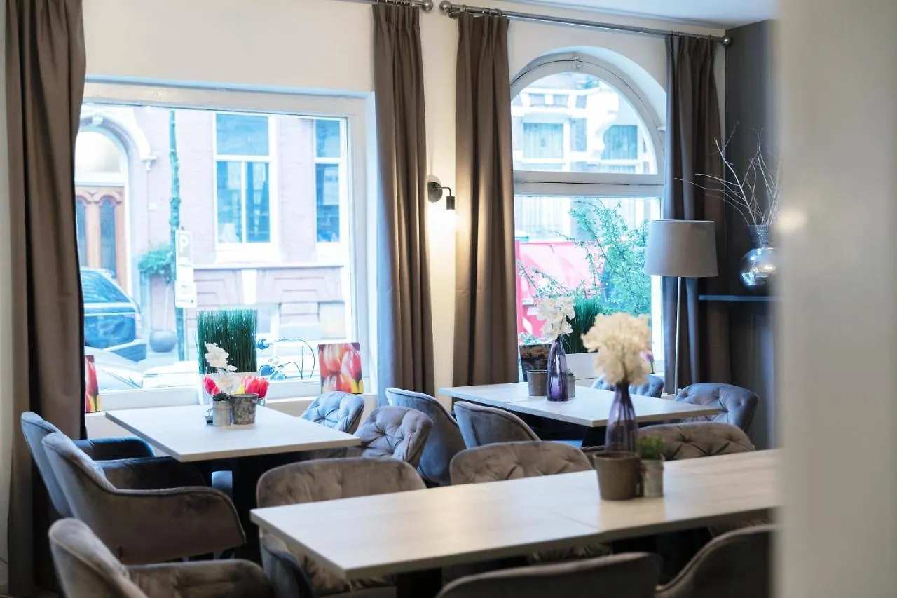 **  Quentin England Hotel Amsterdam Nizozemsko